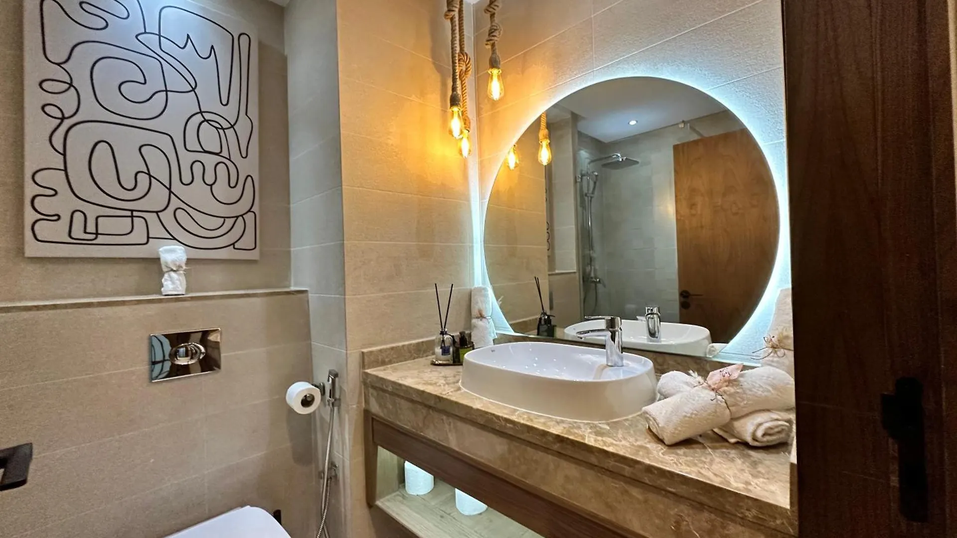 3 Rooms & View Casablanca 0*,