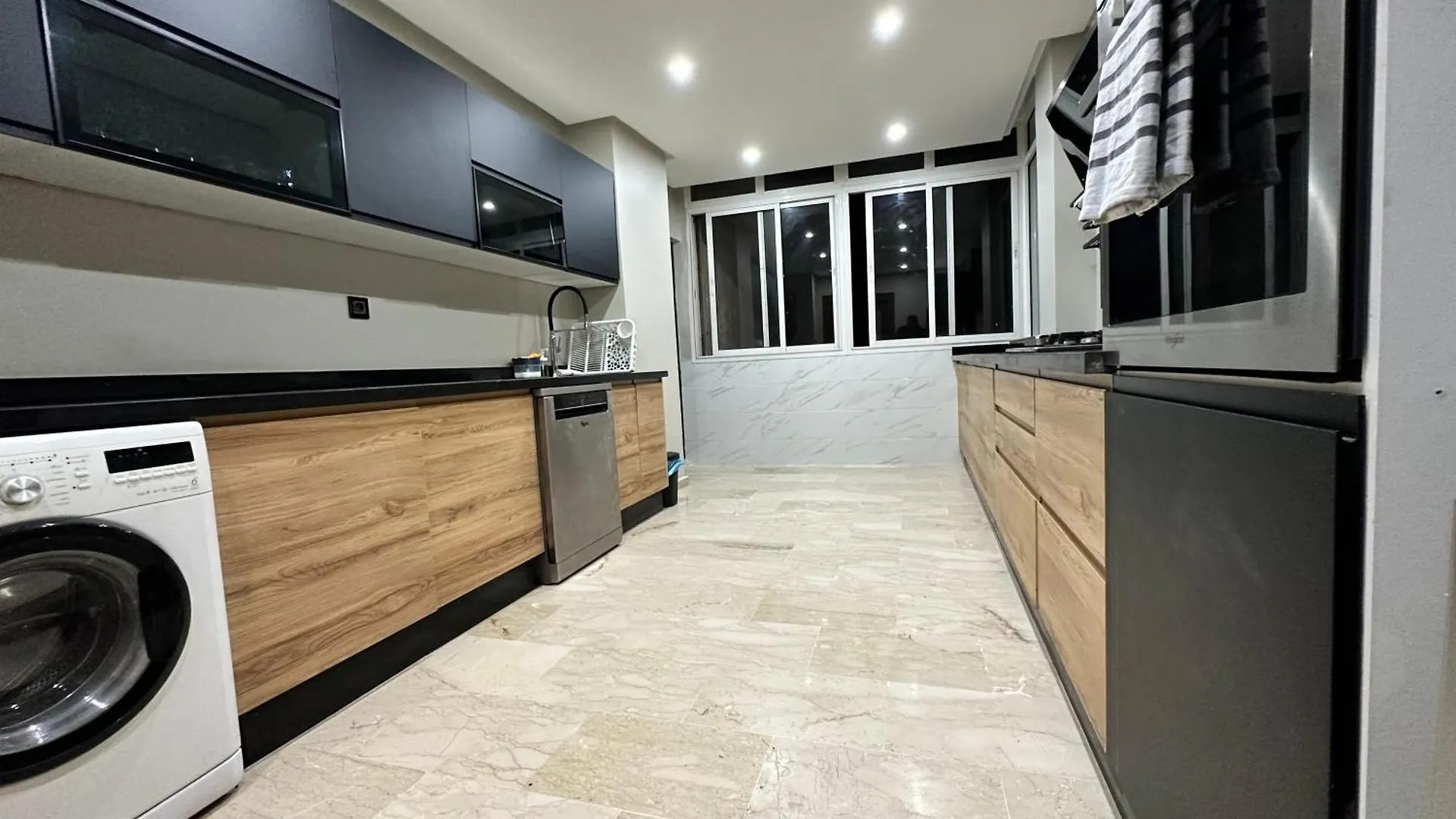 3 Rooms & View Casablanca 0*,