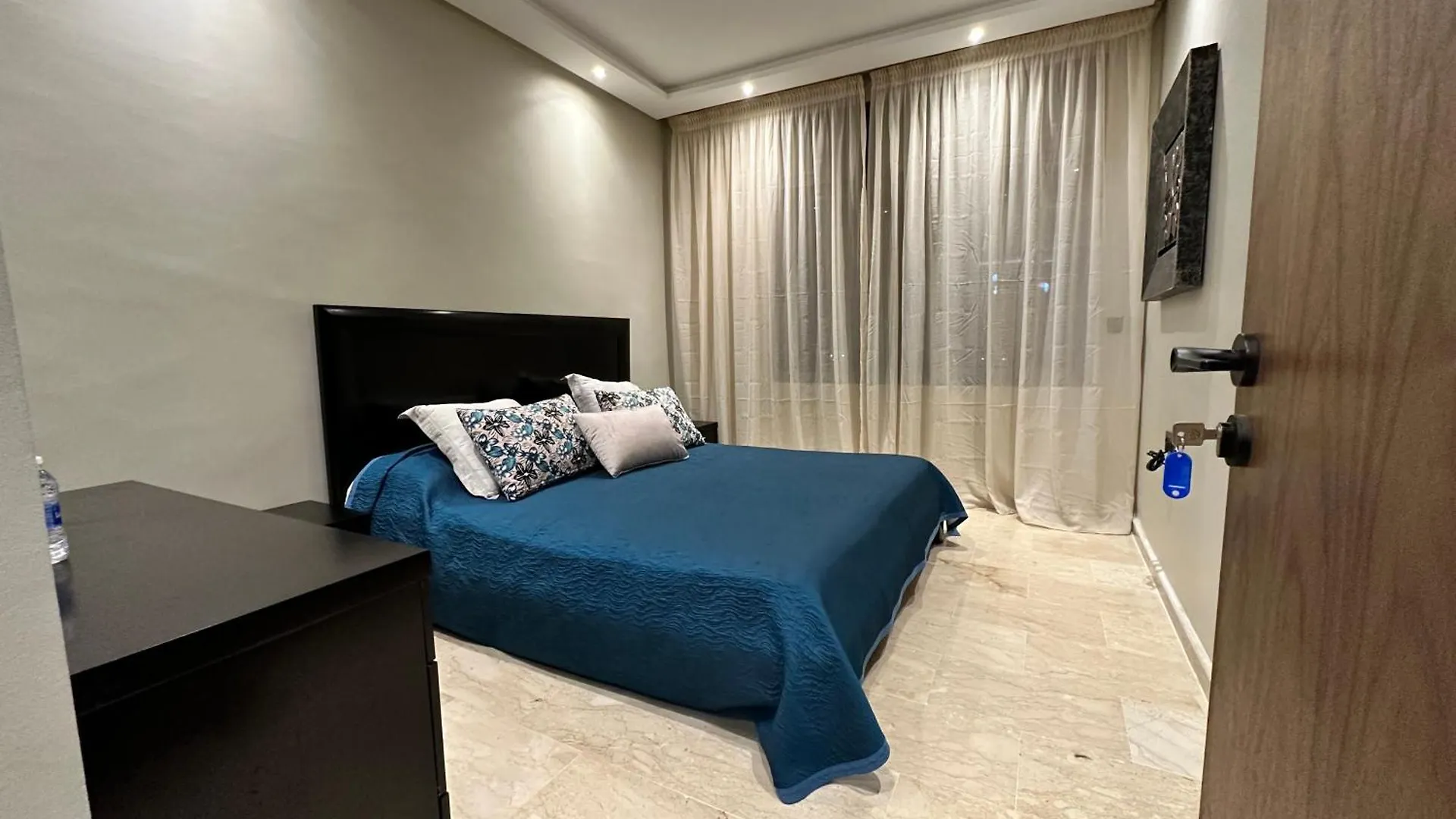 3 Rooms & View Casablanca